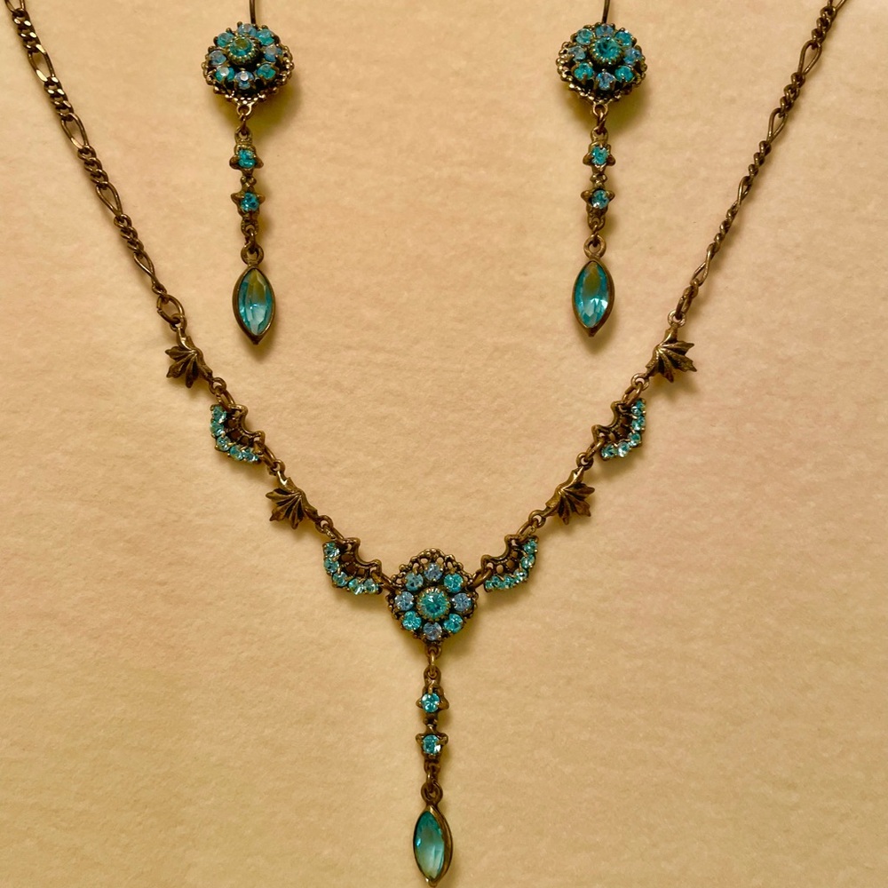 Kenny Ma GORGEOUS blue Swarovski crystal earrings necklace set - vintage!